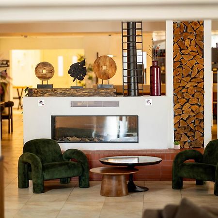 C Hotel Neve Ilan Exterior photo
