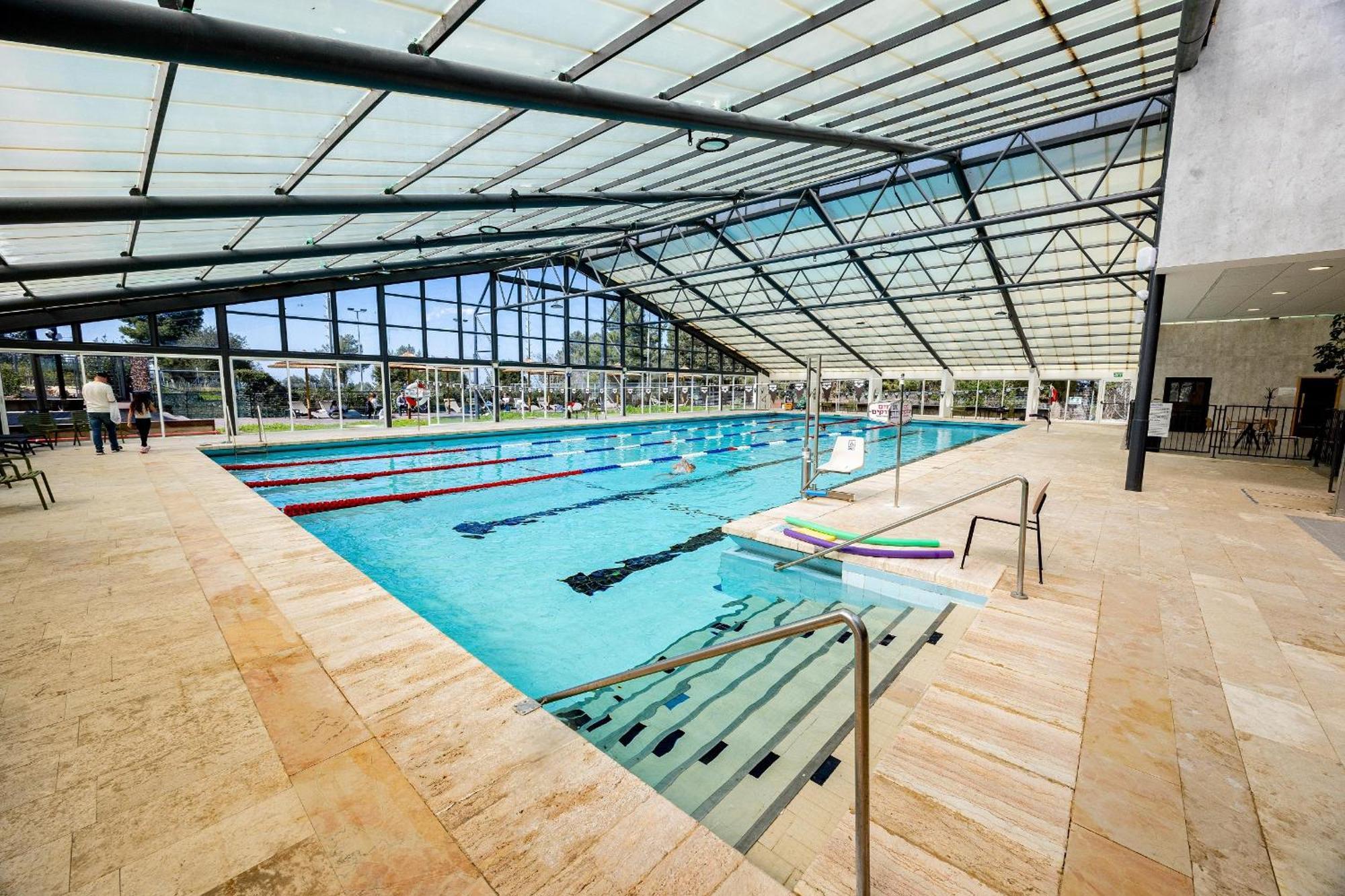 C Hotel Neve Ilan Exterior photo